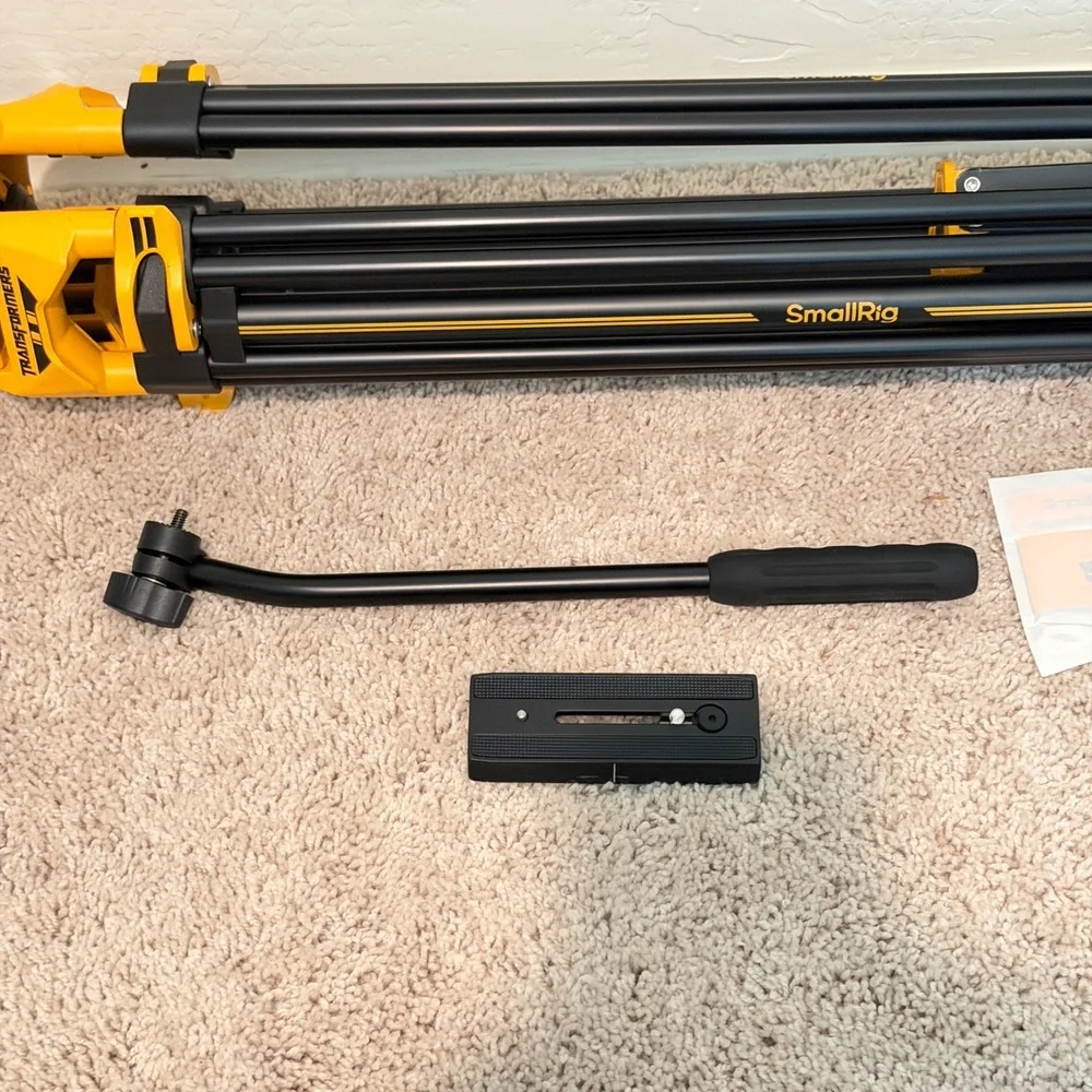SmallRig AD-01 Heavy-Duty Tripod with Fluid Head (Bumblebee Edition) Yellow NEW